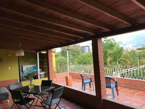 Alcobas Con Desayuno Incluido Bano Compartido Apartamento Medellín Exterior foto