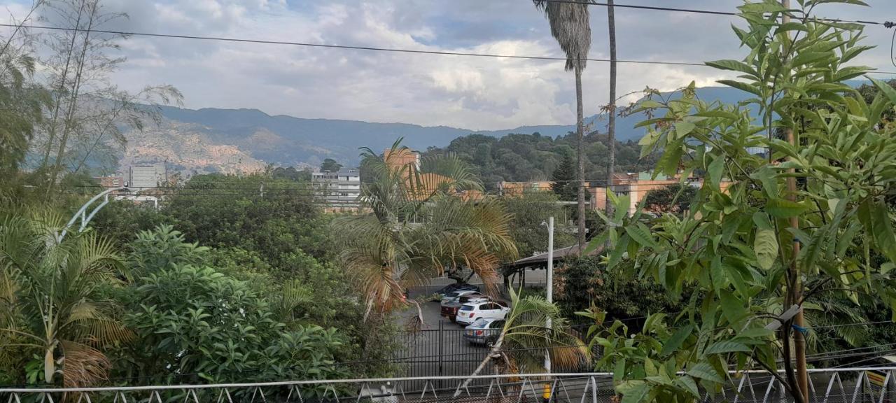 Alcobas Con Desayuno Incluido Bano Compartido Apartamento Medellín Exterior foto