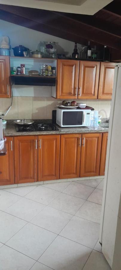 Alcobas Con Desayuno Incluido Bano Compartido Apartamento Medellín Exterior foto