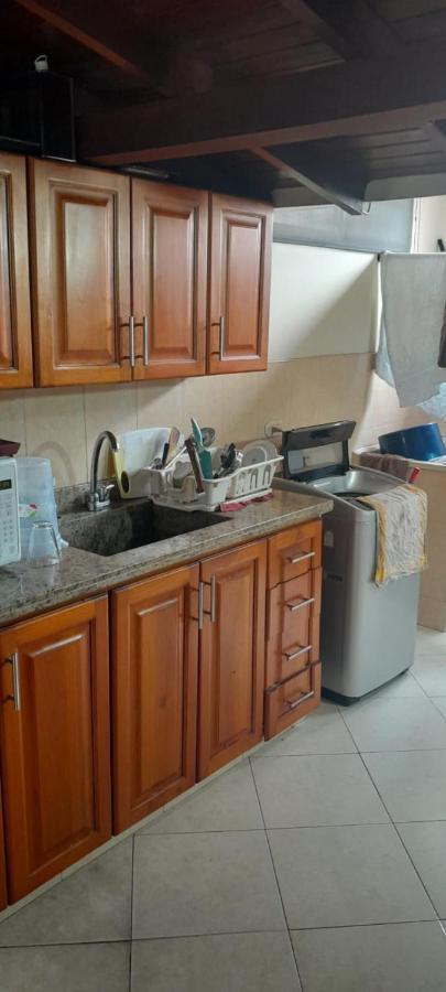 Alcobas Con Desayuno Incluido Bano Compartido Apartamento Medellín Exterior foto